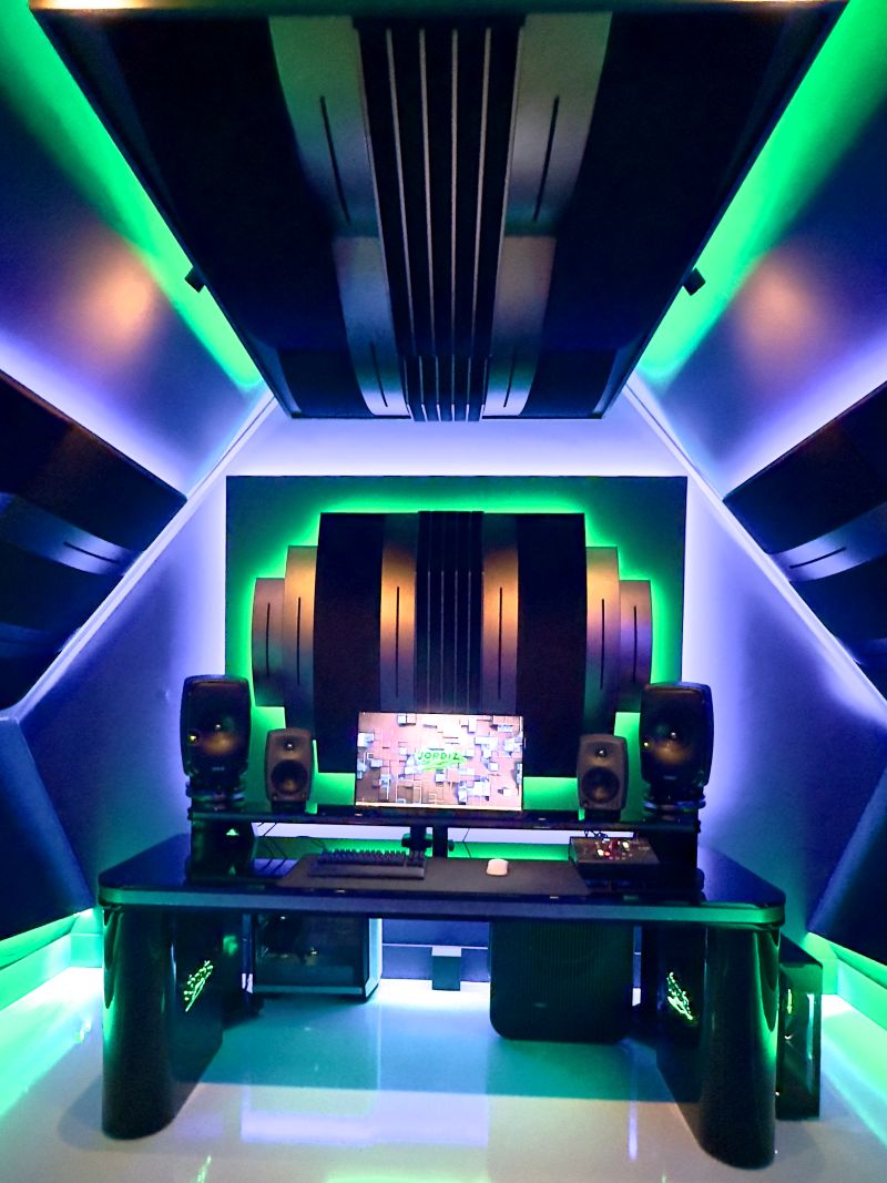 Morel music studio design